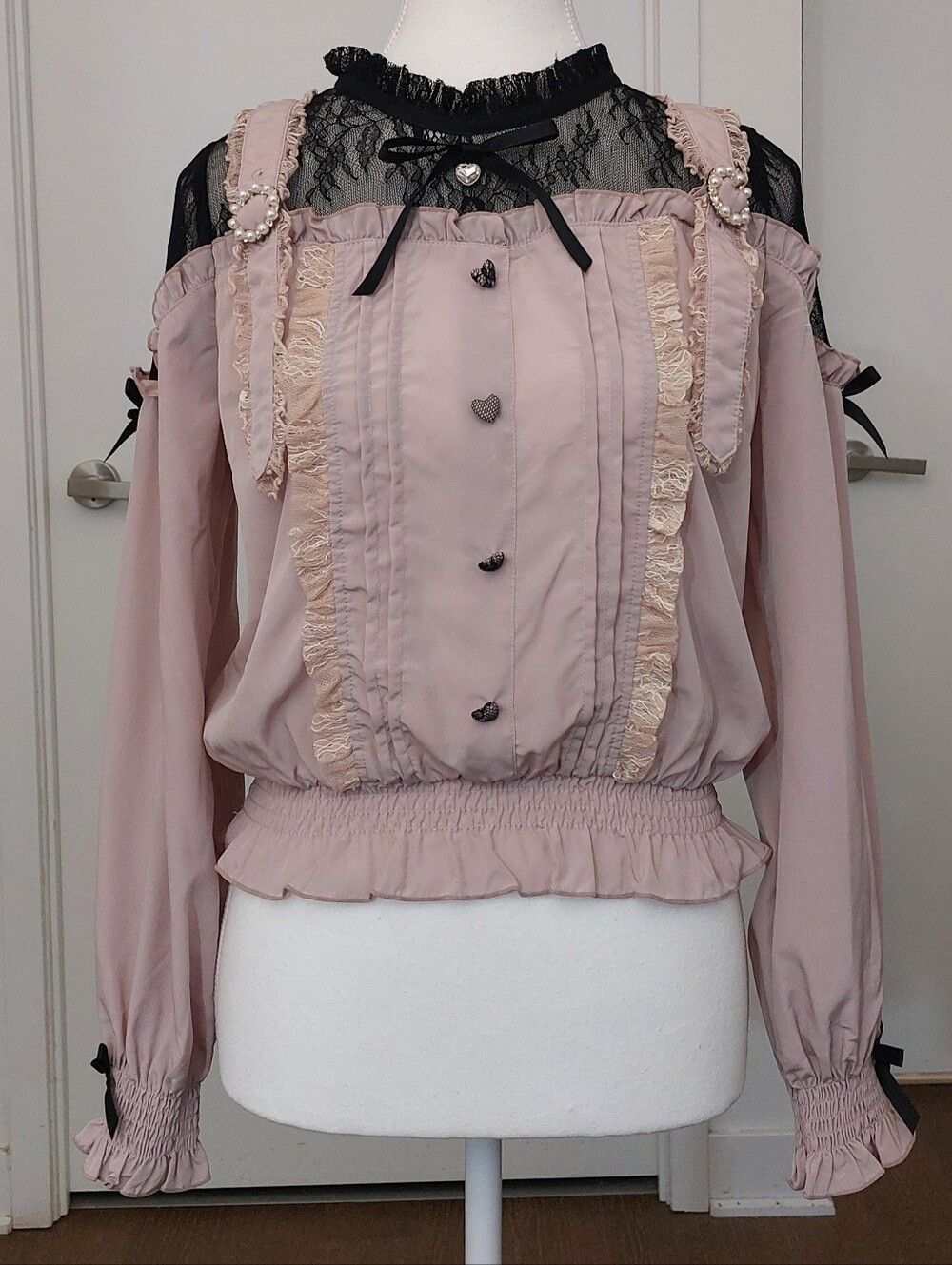 Liz Lisa Belt Strap Top